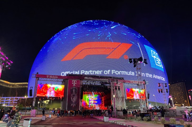 F1ラスベガス Tモービルゾーン